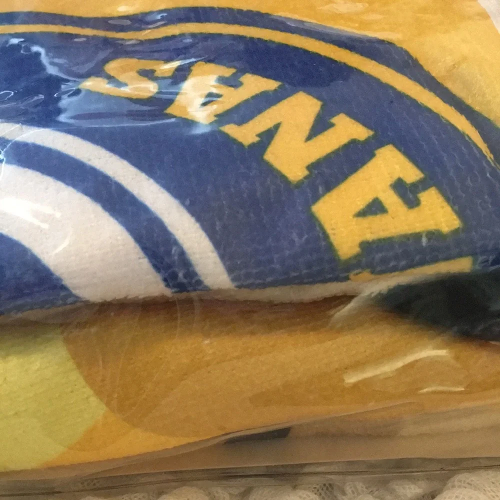 ๐ Banana Beach Blanket ๐ - Picture 5 of 8